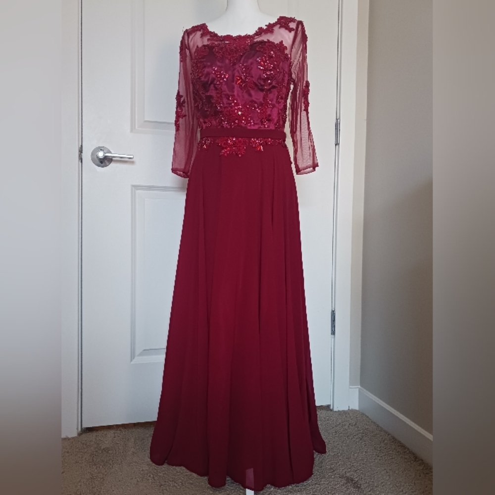 Dancing Queen USA - Burgundy Evening Gown